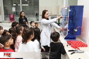 AVROPA AZƏRBAYCAN MƏKTƏBİNİN NÖVBƏTİ ŞAGİRD QRUPU FAB BOYADA