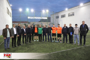 There was a match between the teams OMID 1 and OMID 2